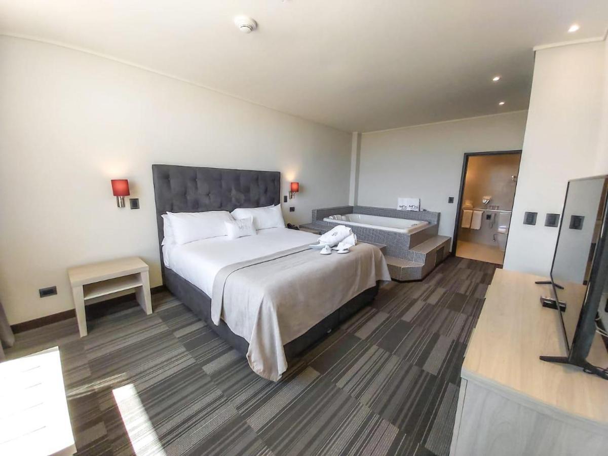 Mds Hotel Chillán Εξωτερικό φωτογραφία A room at the hotel