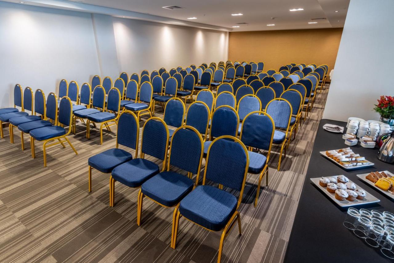 Mds Hotel Chillán Εξωτερικό φωτογραφία Meeting room